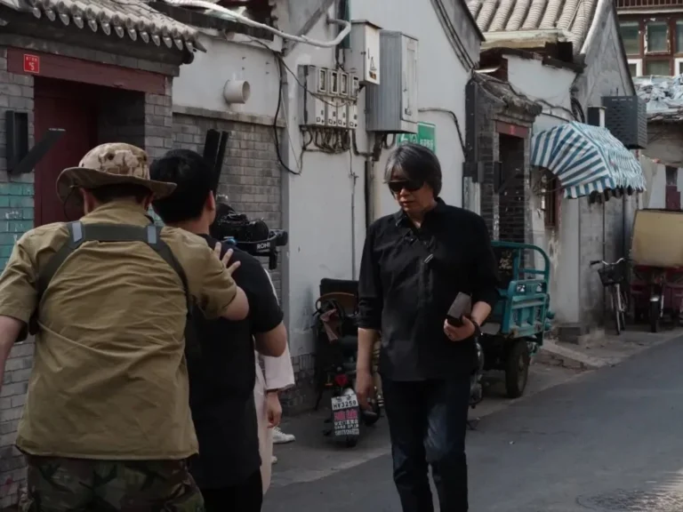 对话老狼｜一代人终将老去，但总有人正年轻